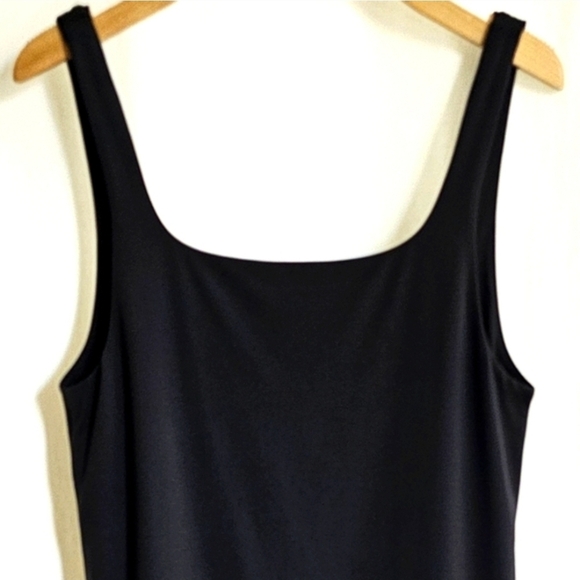 🇨🇦 Aritzia Babaton Sleeveless Square Neck Contour Mini Dress - Picture 6 of 16